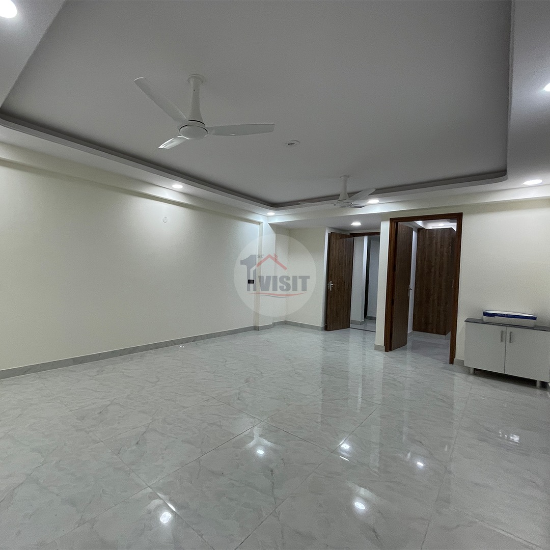 3 BHK With Terrace Rights In South Delhi